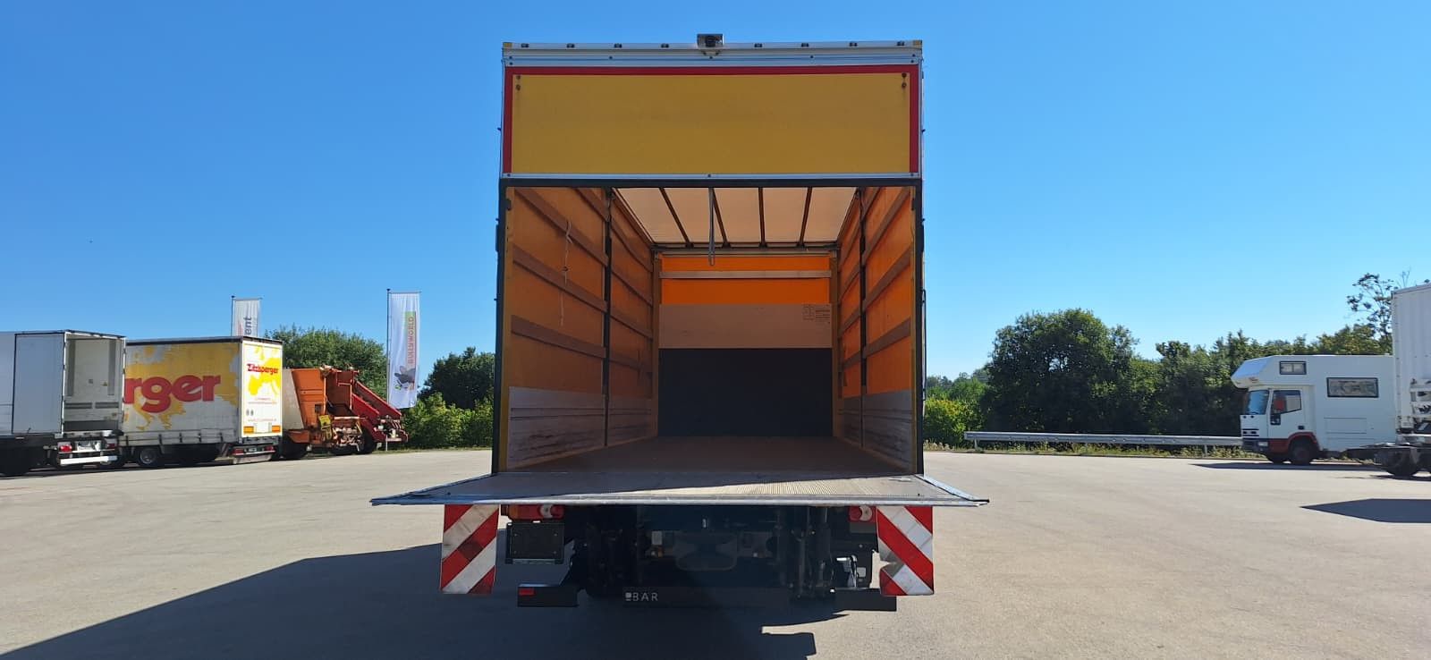 Fahrzeugabbildung Iveco EuroCargo ML 140 E 25 Plane LBW AHK