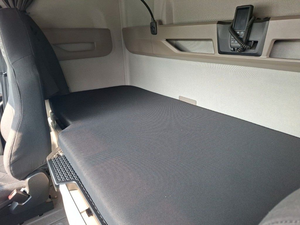 Fahrzeugabbildung MAN TGX 18.520 TG3 GX Retarder ACC Hubsattelkupp.