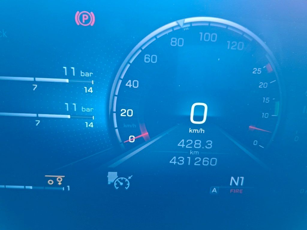 Fahrzeugabbildung Mercedes-Benz Actros 2545 Maxi Wechsler Big Retarder 2xAHK