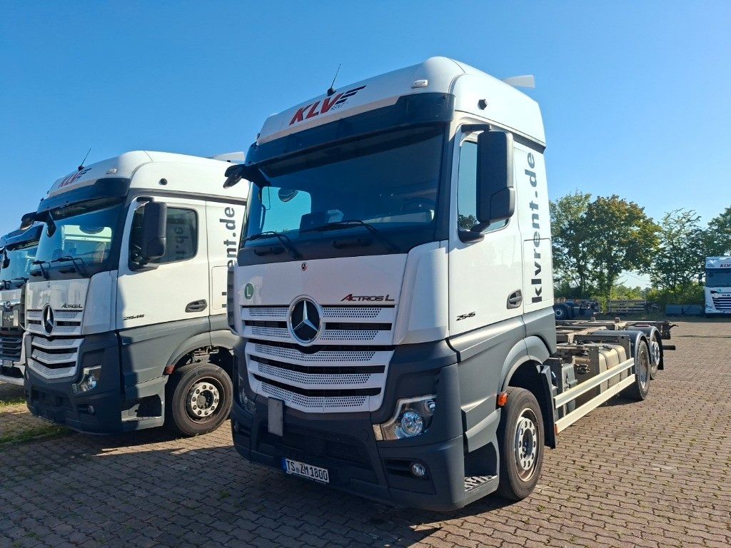 Fahrzeugabbildung Mercedes-Benz Actros 2545 Maxi Wechsler Big Retarder 2xAHK